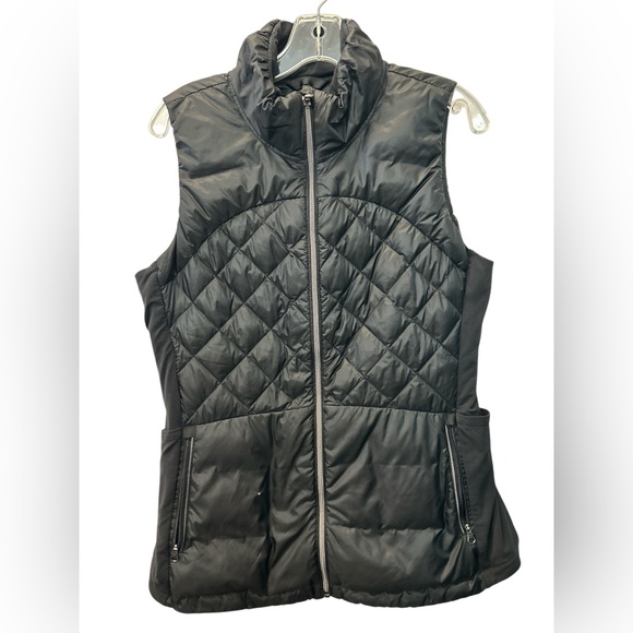 lululemon athletica Jackets & Blazers - Lululemon Athletica Black Quilted Vest
